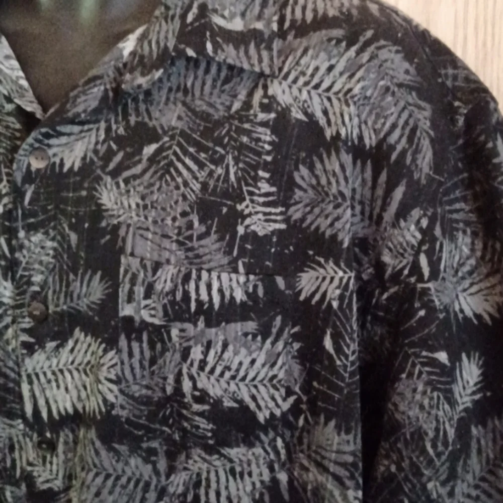 Men's Sz 2XL Van Heusen Short Sleeve Casual Shirt - Picture 2 of 7